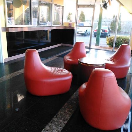 Honeyspot Motor Lodge Stratford Extérieur photo